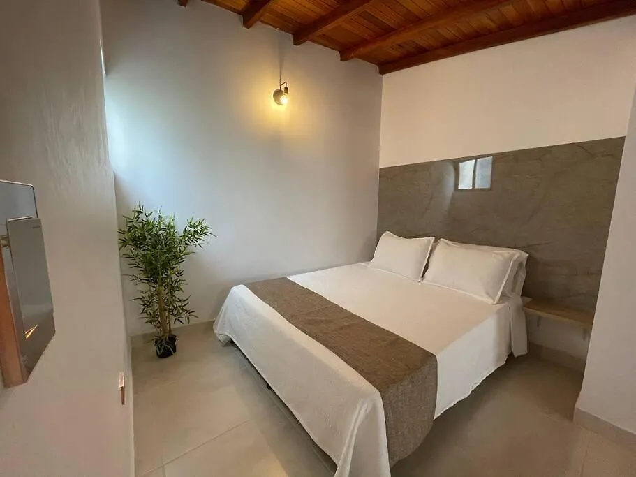 Lindo Aparta Estudio 302 Medellin 0*,